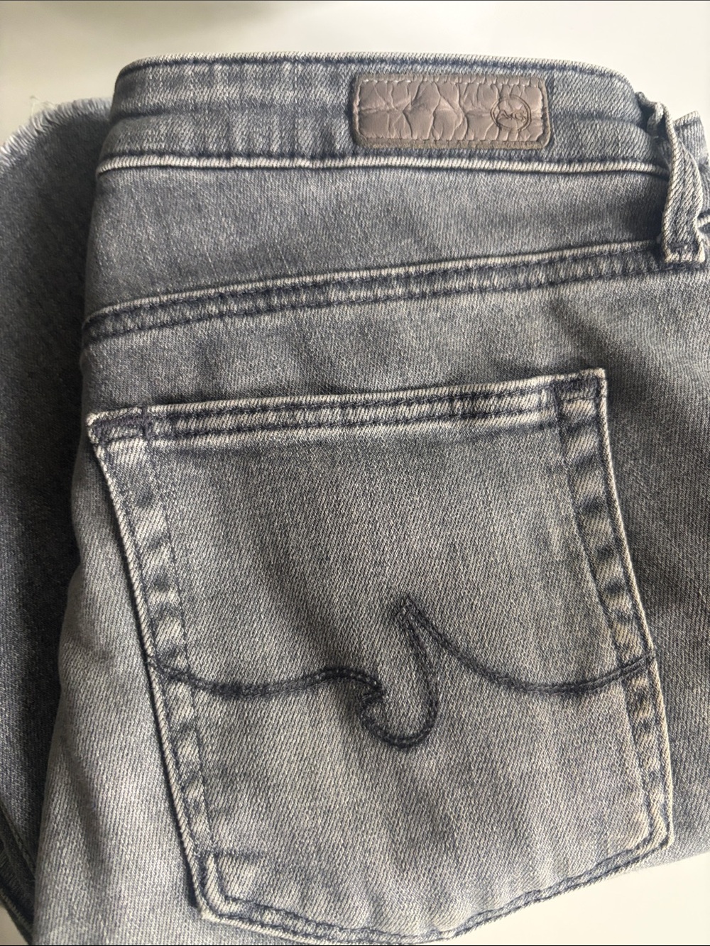 Ag Adriano Goldschmied Light Gray Straight-Leg Jeans with Curved Pocket Stitch